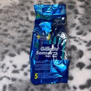 Gillette men’s disposable razors